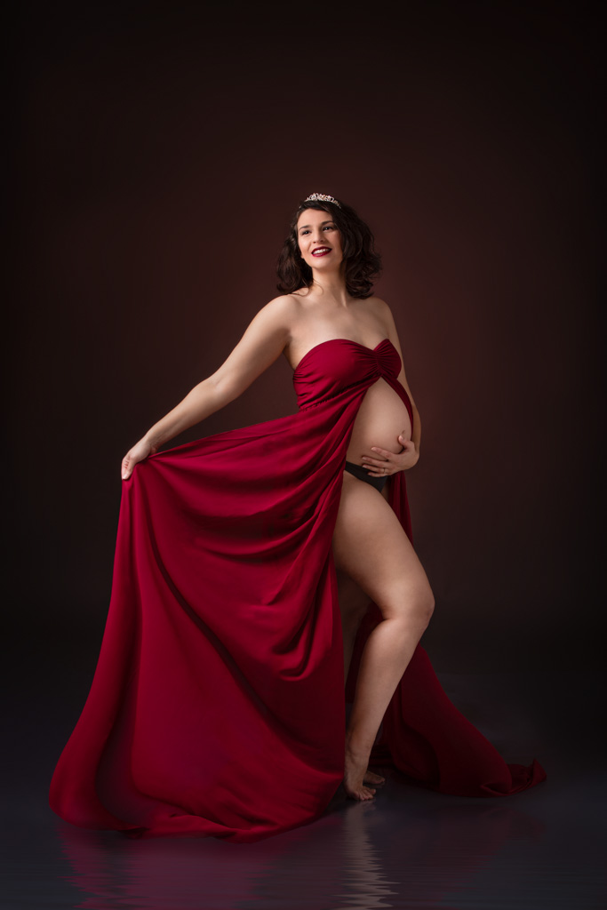 Sessão fotográfica de grávida em estúdio